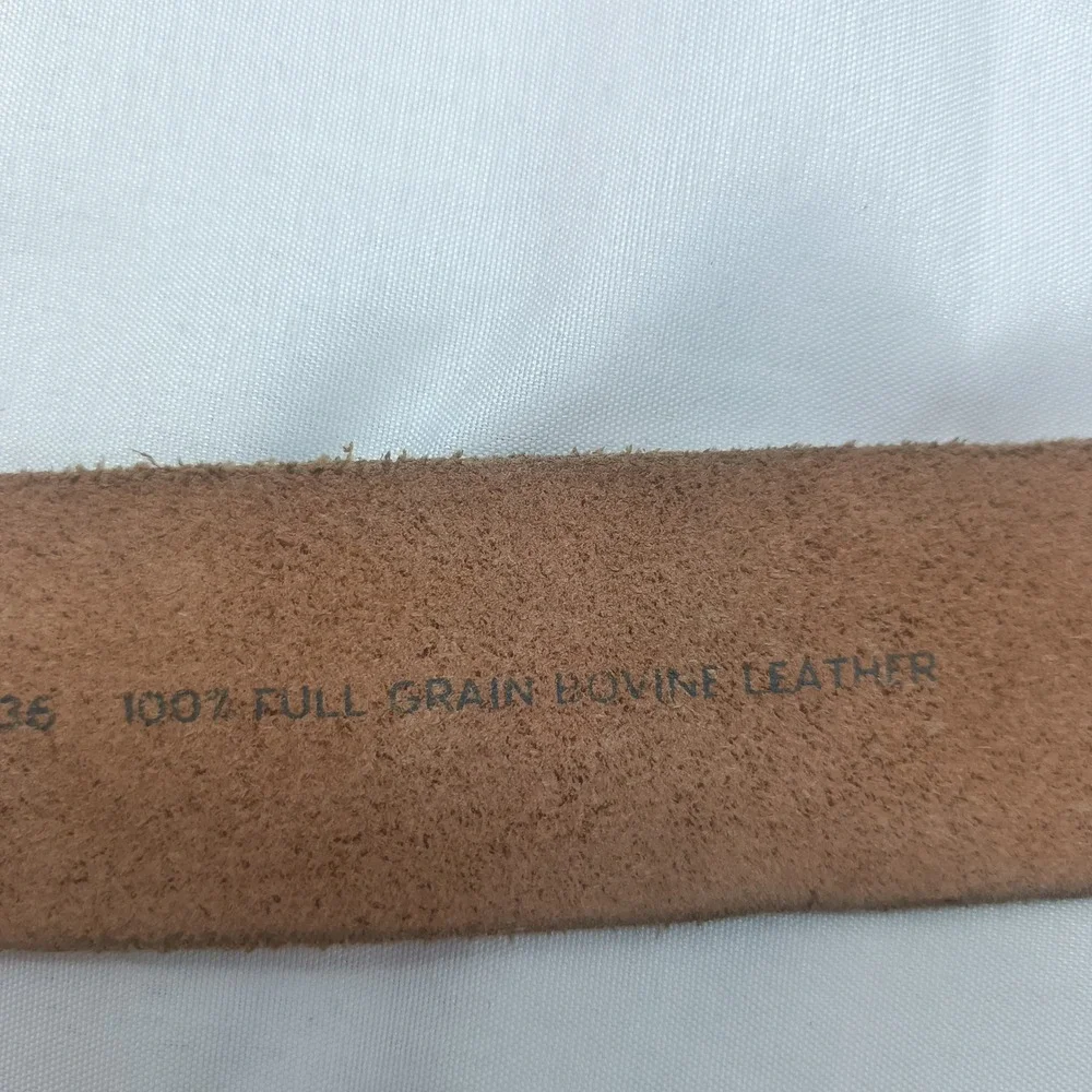 Vtg Levis Mens Tan Brown Full Grain Leather Belt Size 36/90 D7324-0002 Mexico